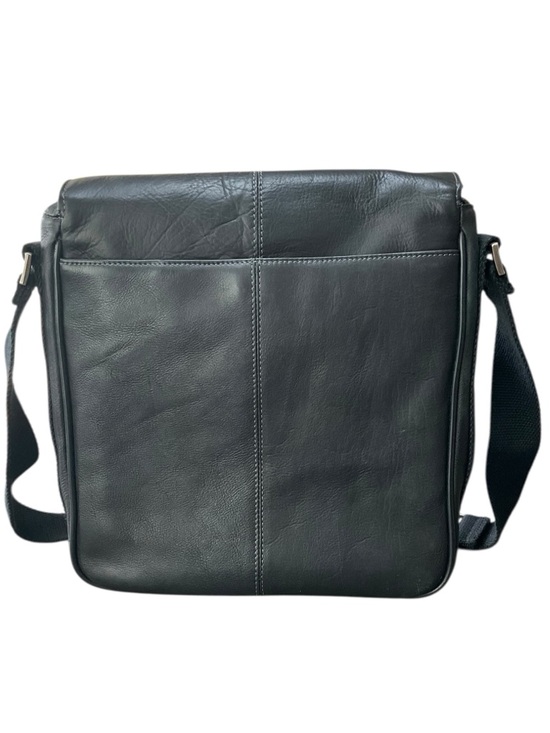 Kenneth Cole Other - Kenneth Cole Reaction Leather Tablet Shoulder Messenger Bag Colombian EUC